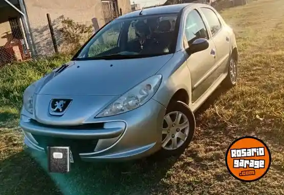 Peugeot 207 Active 1.4  2015 - foto 2