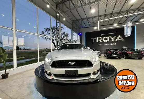 Ford Mustang 5.0 V8 Coupe  2017 - foto 2