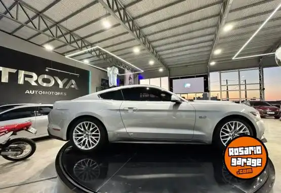 Ford Mustang 5.0 V8 Coupe  2017 - foto 4