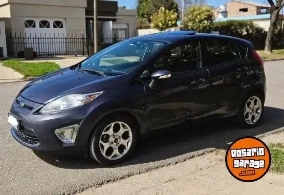 Ford Fiesta Kinetic Titanium  2013 - foto 1