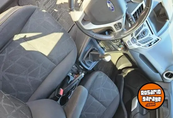 Ford Fiesta Kinetic Titanium  2013 - foto 5