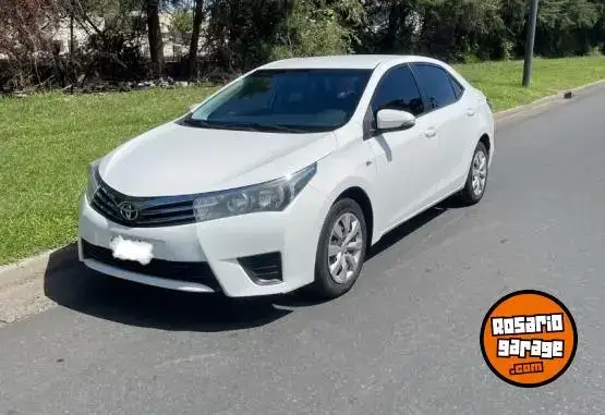 Toyota Corolla  2015 - foto 1