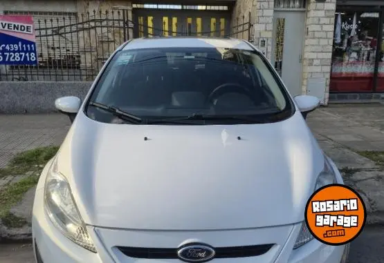 Ford Fiesta Kinetic  2012 - foto 3
