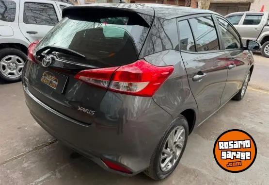 Toyota Yaris  2021 - foto 1