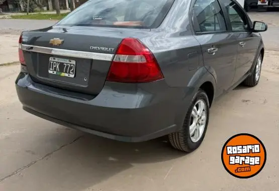Chevrolet Aveo  2010 - foto 4