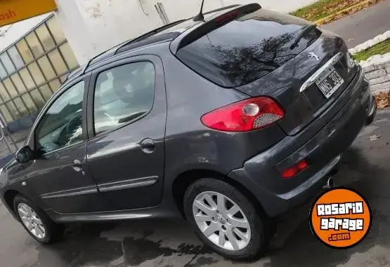 Peugeot 207  2013 - foto 1