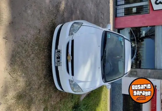 Chevrolet Corsa  2012 - foto 2