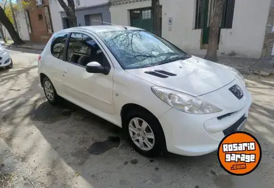 Peugeot 207  2012 - foto 1