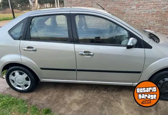 Ford Fiesta Max Ambiente 1.6  2006 - foto 2