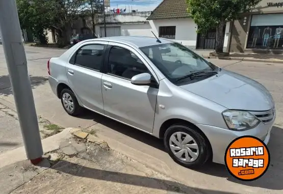 Toyota Etios Xs Sedan  2016 - foto 3