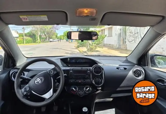 Toyota Etios Xs Sedan  2016 - foto 5