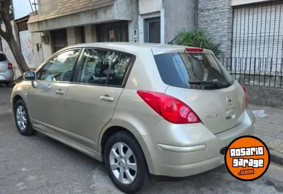 Nissan Tiida  2013 - foto 2