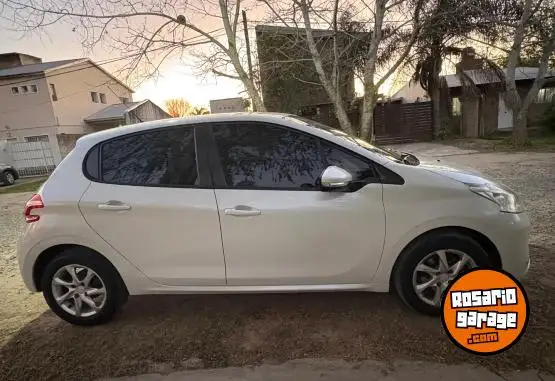 Peugeot 208 Touch  2016 - foto 3