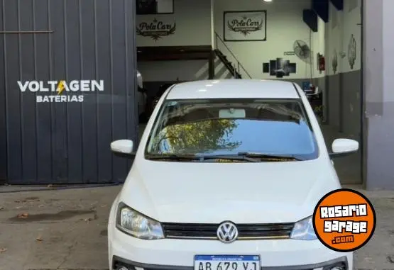 Volkswagen Voyage  2017 - foto 1