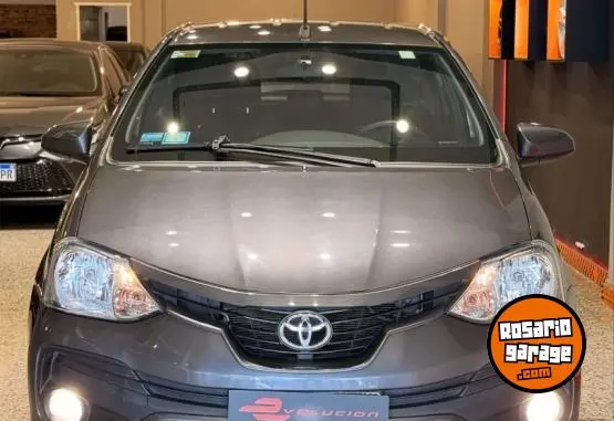 Toyota Etios X  2022 - foto 2