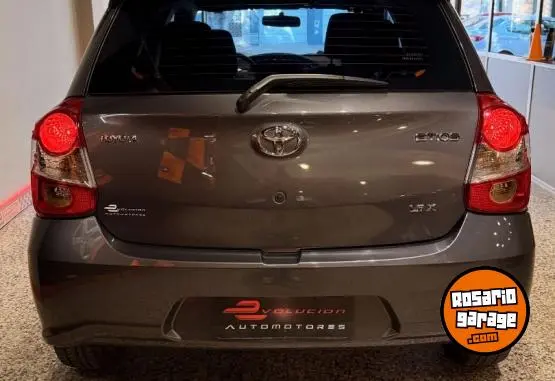 Toyota Etios X  2022 - foto 4