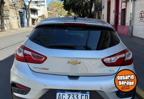 Chevrolet Cruze  2018 - foto 2