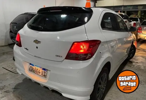 Chevrolet Onix  2016 - foto 1