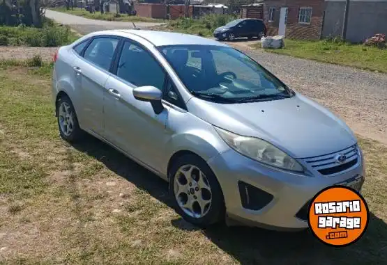 Ford Fiesta Kinetic  2011 - foto 5