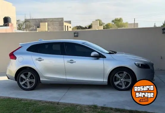 Volvo V40  2017 - foto 4