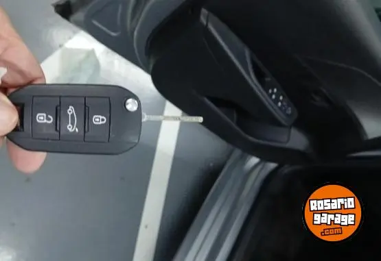 Peugeot 208 Like  2022 - foto 4