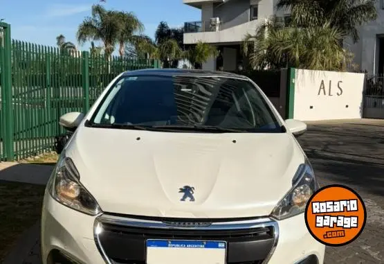 Peugeot 208 Feline 1.6  2019 - foto 2