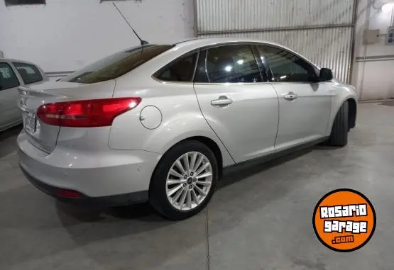 Ford Focus  2016 - foto 2