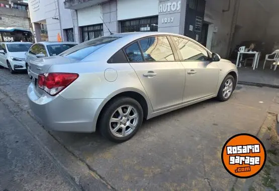 Chevrolet Cruze  2011 - foto 5