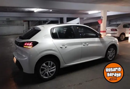 Peugeot 208 1.6 Active  2022 - foto 1