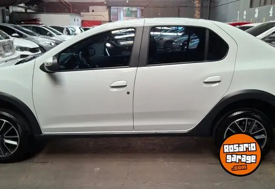 Renault Logan  2021 - foto 2