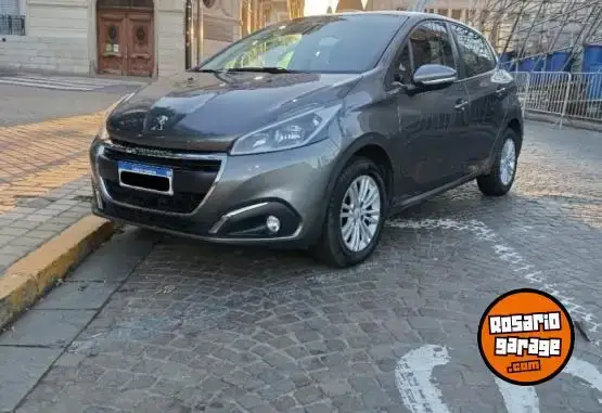 Peugeot 208  2016 - foto 1