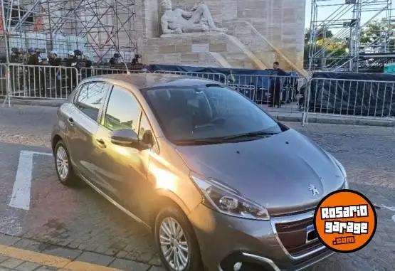 Peugeot 208  2016 - foto 2