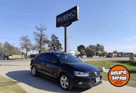 Volkswagen Vento 2.5  2015 - foto 1
