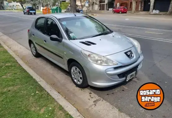 Peugeot 207  2013 - foto 1