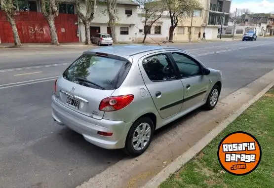 Peugeot 207  2013 - foto 2