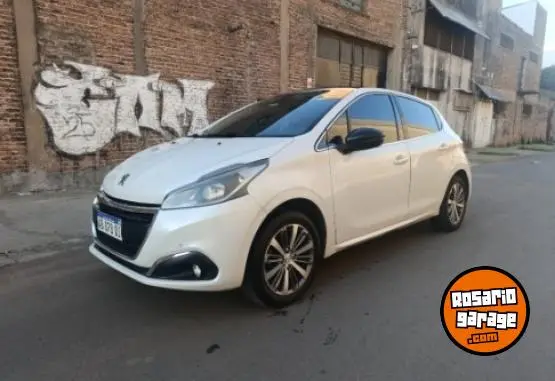 Peugeot 208  2017 - foto 1
