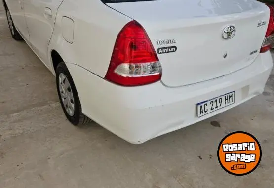 Toyota Etios  2018 - foto 5