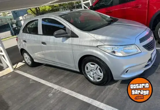 Chevrolet Onix Joy  2017 - foto 1