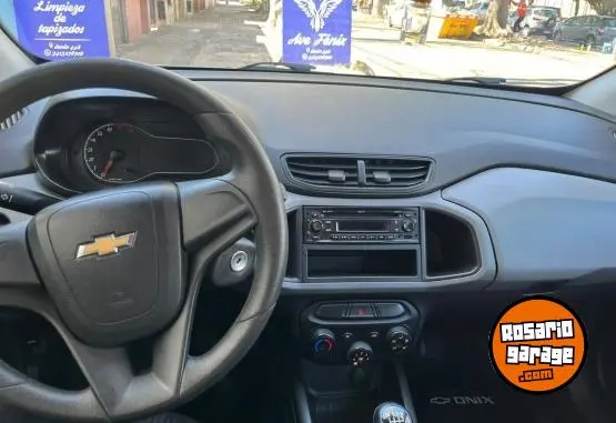 Chevrolet Onix Joy  2017 - foto 4