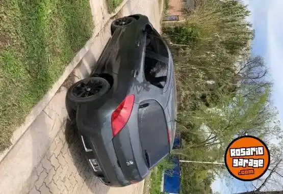 Peugeot 308 Active Hdi  2014 - foto 1