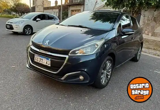 Peugeot 208 1.6 Feline  2017 - foto 2