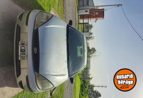 Ford Focus 1  2004 - foto 1