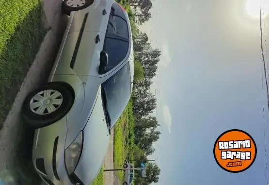 Ford Focus 1  2004 - foto 2