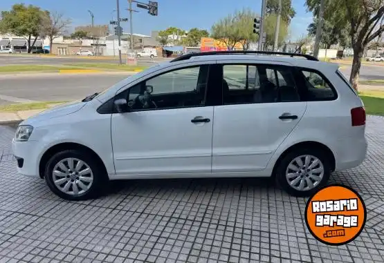 Volkswagen Suran Comfortline 1.6  2013 - foto 2