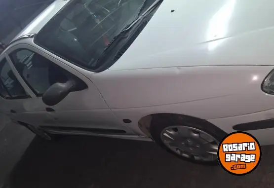 Renault Megane Tricuerpo  2000 - foto 4