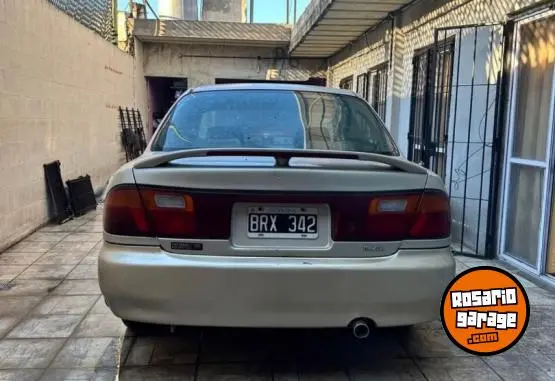 Mazda 323  1998 - foto 3