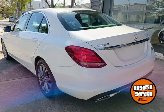Mercedes-Benz C200 Avantgarde  2019 - foto 4