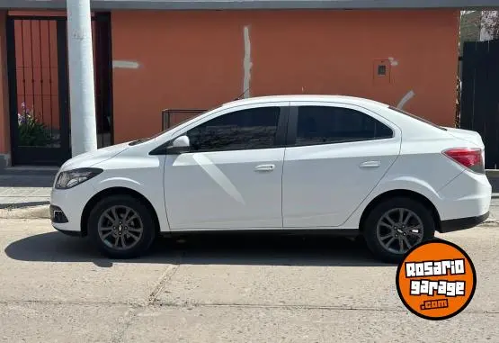 Chevrolet Prisma  2015 - foto 1