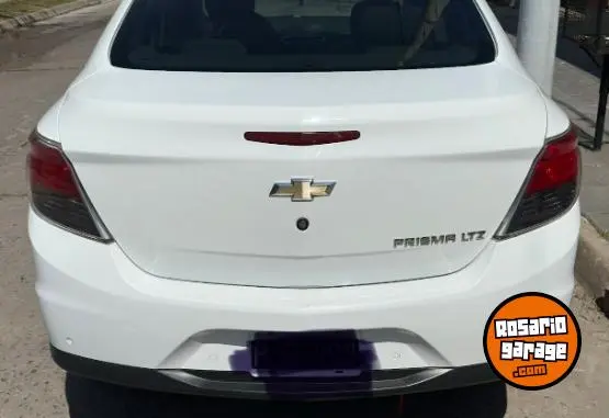 Chevrolet Prisma  2015 - foto 2