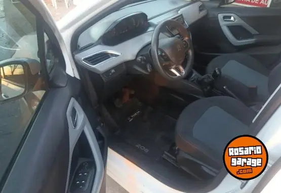 Peugeot 208 Allure  2015 - foto 3